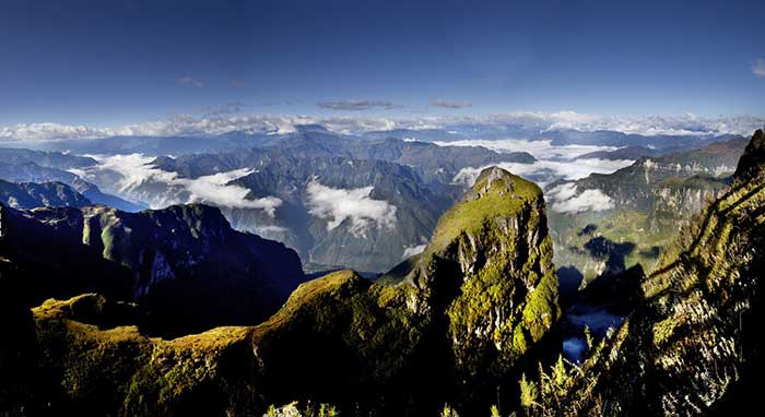 信陽(yáng)雞公山