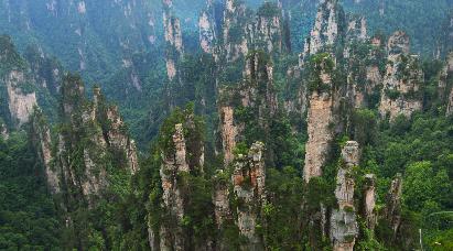 【最美三省 湘渝鄂】<張家界大峽谷玻璃橋、恩施云龍河地縫、七星寨、鳳凰古城五天高鐵>