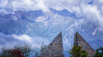景點：東巴秘境