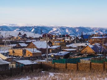 景點：奧利洪島木屋