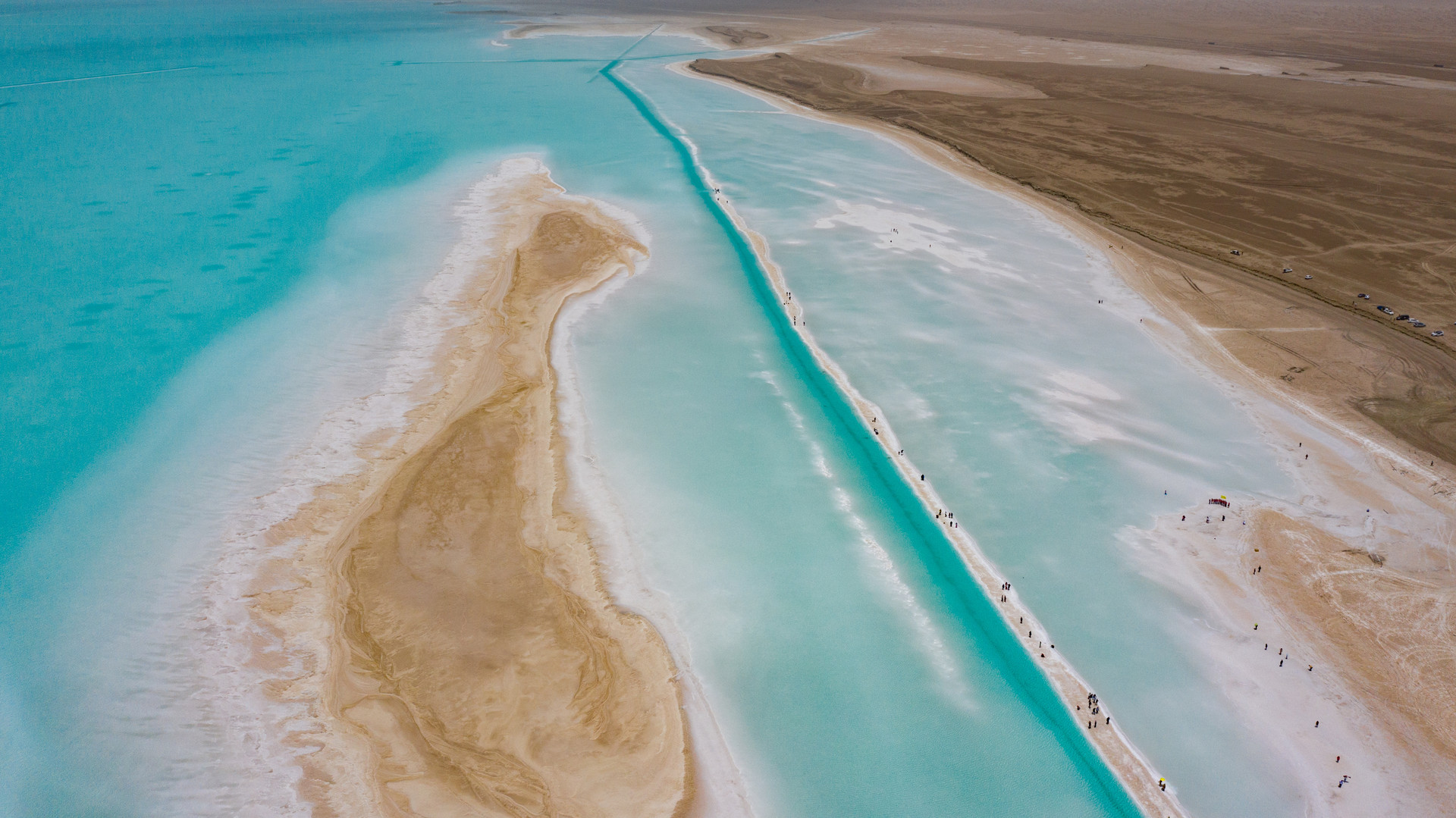 東臺(tái)吉乃爾湖封面圖